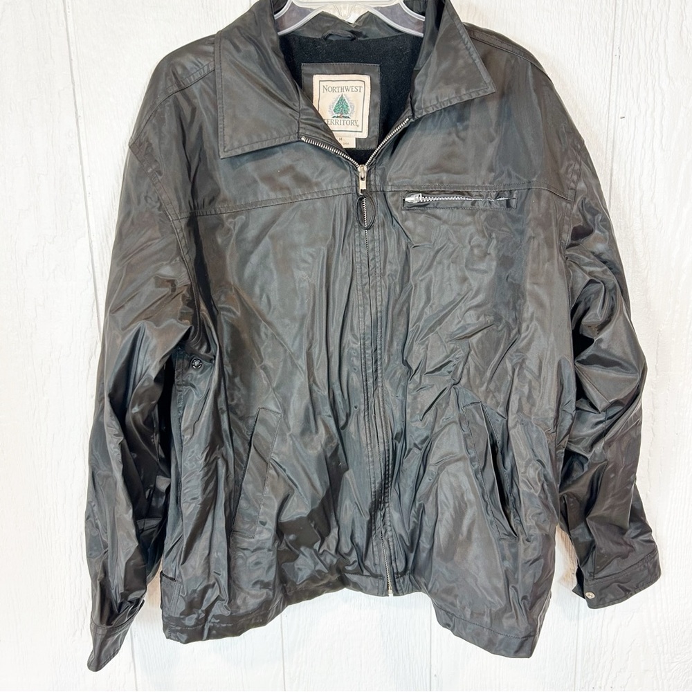 Men’s Northwest Territory Black Zip Up Coat Jacket Medium